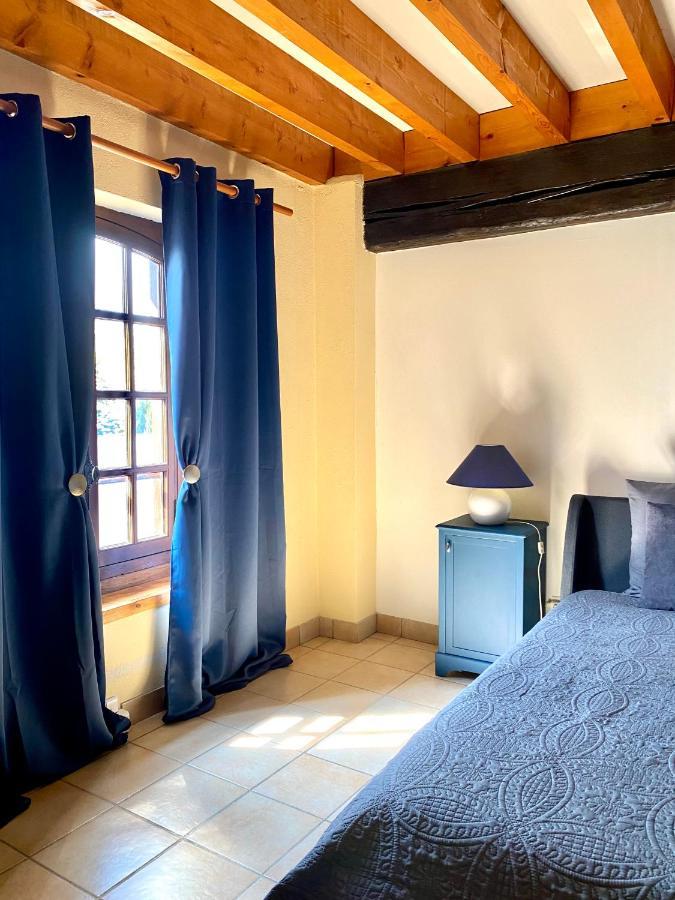 Domaine Du Cellier De La Couronne Bed & Breakfast Sezanne Exterior photo