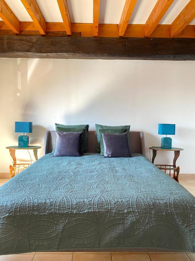 Domaine Du Cellier De La Couronne Bed & Breakfast Sezanne Exterior photo